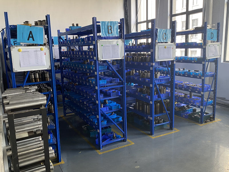 Ningbo XiaYi Electromechanical Technology Co.,Ltd. Hersteller-Produktionslinie