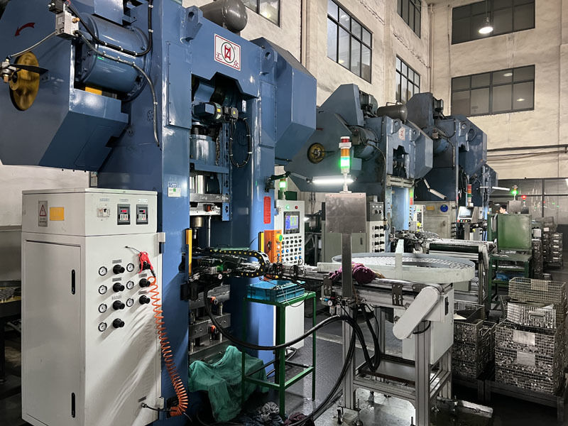 Ningbo XiaYi Electromechanical Technology Co.,Ltd. Hersteller-Produktionslinie