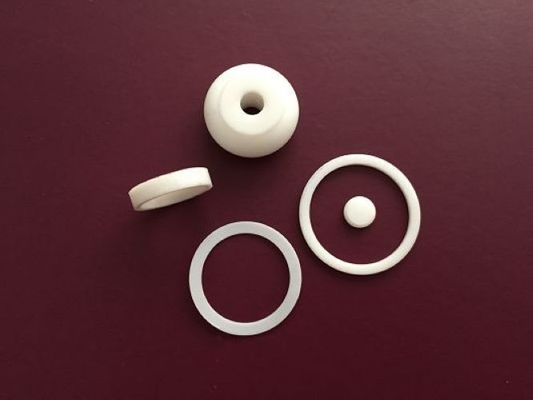 Guter Dichtung CNC, der PTFE-Teile maschinell bearbeitet
