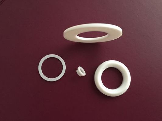 Guter Dichtung CNC, der PTFE-Teile maschinell bearbeitet
